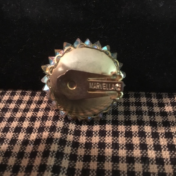 Vintage Marvella 1950 faux pearl clip earrings - Picture 3 of 3